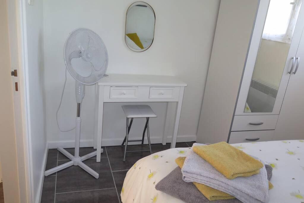 Les Petits Self Contained 2 Bedroom Apartment Molieres (Dordogne) Exterior foto